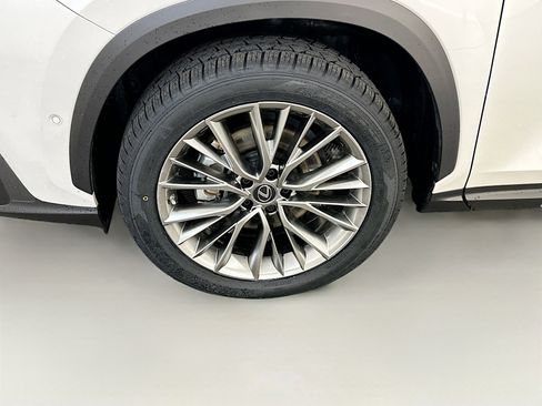 Used 2022 Lexus NX 350h AWD w/ Vision Package image 11