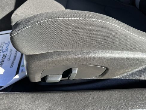 Used 2021 Chevrolet Camaro LT image 12