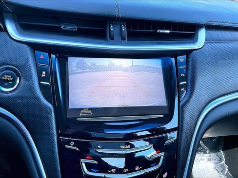Used 2019 Cadillac XTS Luxury FWD image 26