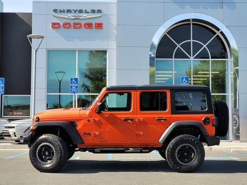 Used 2023 Jeep Wrangler Sport S image 10