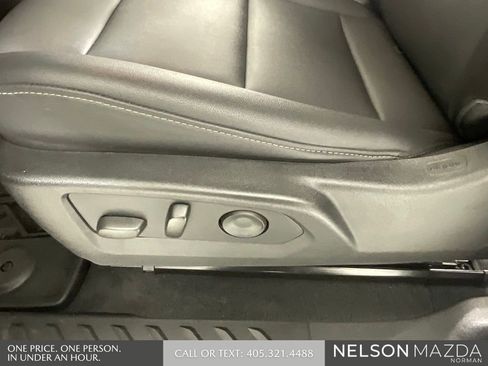 Used 2023 GMC Canyon Elevation w/ Elevation Premium Package image 25