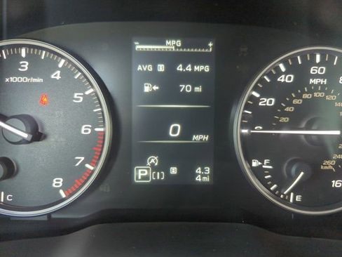 Used 2025 Subaru Crosstrek 2.0i Premium image 21