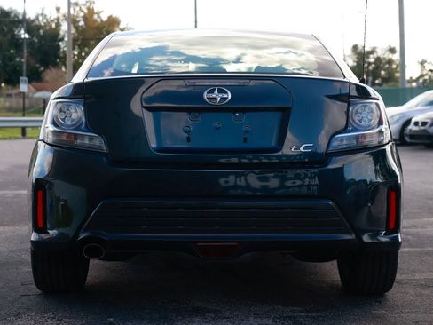 Used 2015 Scion tC Hatchback Coupe 2D image 5