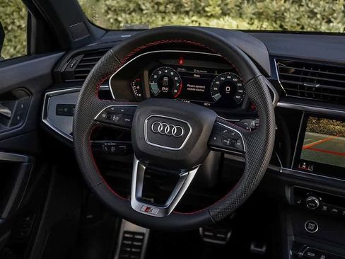 New 2025 Audi Q3 2.0T Premium Plus image 15