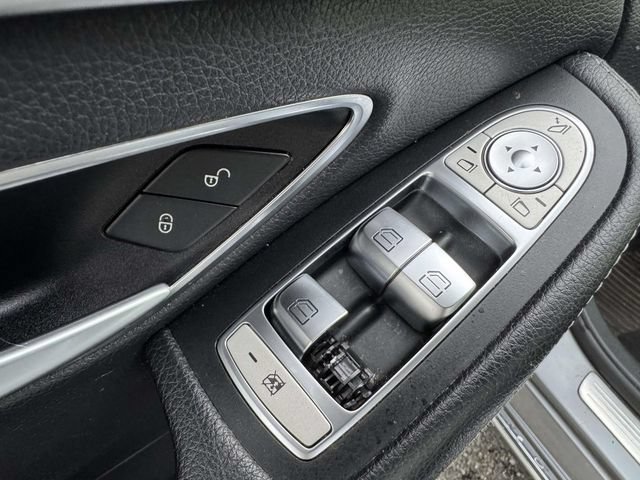 Used 2019 Mercedes-Benz C 300 4MATIC Sedan image 21