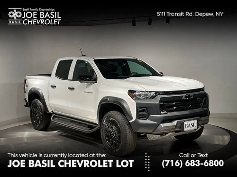 Used 2023 Chevrolet Colorado Trail Boss w/ LPO, Skid Plate Package AWD/4WD image 1