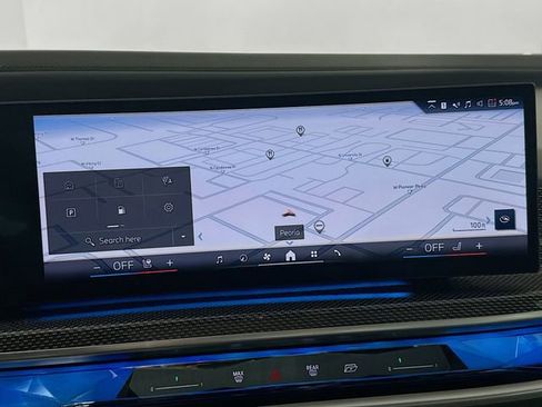 Used 2023 BMW 760i xDrive image 13