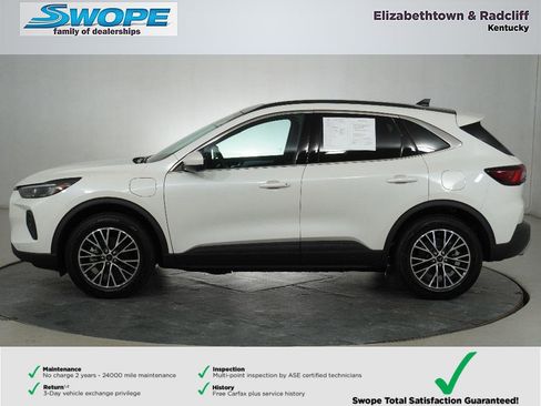 Used 2025 Ford Escape SE w/ PHEV Premium Package image 8