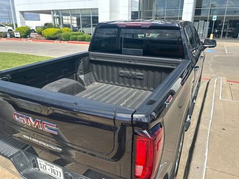 Used 2022 GMC Sierra 1500 SLT AWD/4WD image 6