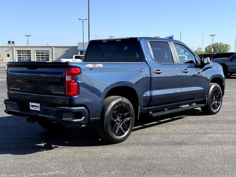 Used 2022 Chevrolet Silverado 1500 Custom image 3