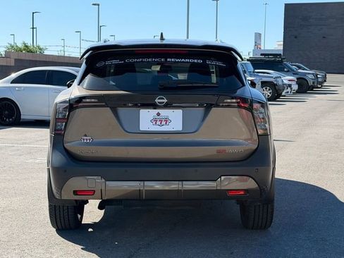 Certified 2025 Nissan Kicks SR image 5