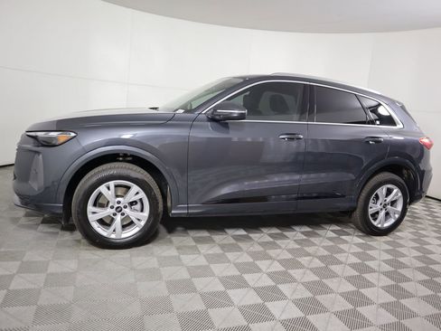 Used 2025 Audi Q5 Premium w/ Convenience Package AWD/4WD image 8