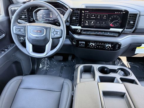 Used 2025 GMC Sierra 1500 SLT image 23
