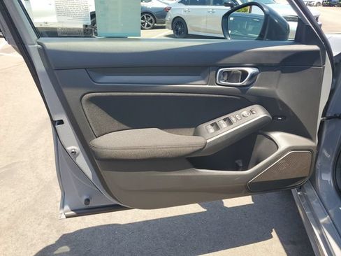Certified 2025 Honda Civic Sport image 17
