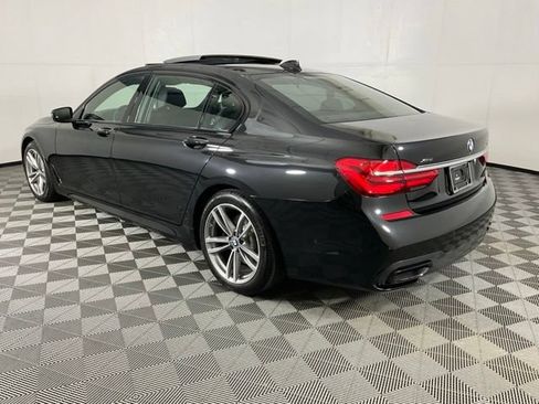 Used 2016 BMW 750i xDrive AWD/4WD image 4