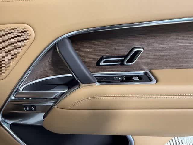 New 2026 Land Rover Range Rover SE AWD/4WD image 26