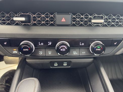 Used 2023 Honda Accord EX image 14