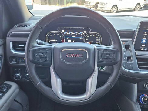 Used 2021 GMC Yukon XL SLT w/ SLT Premium Package AWD/4WD image 15