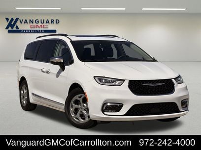 Used 2023 Chrysler Pacifica Limited