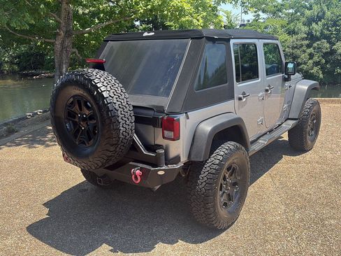 Used 2017 Jeep Wrangler Unlimited Sport w/ Quick Order Package 24S AWD/4WD image 5