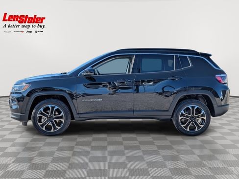Used 2022 Jeep Compass Limited w/ Sun and Sound Group image 2