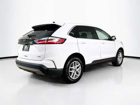 Used 2023 Ford Edge SEL image 9