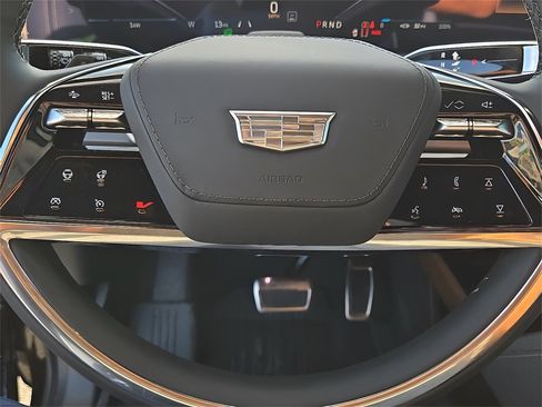 New 2026 Cadillac Vistiq Premium Luxury w/ LPO, Floor Liner Package image 30