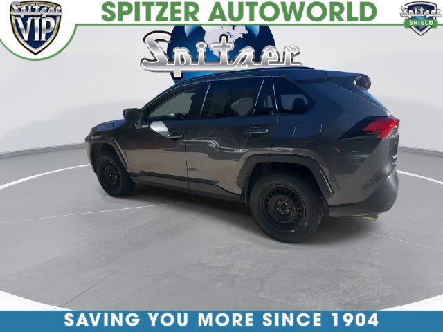 Used 2019 Toyota RAV4 LE AWD/4WD image 11