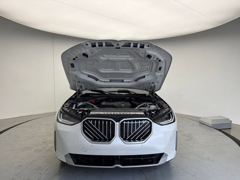 Used 2026 BMW X3 xDrive30i AWD/4WD image 10