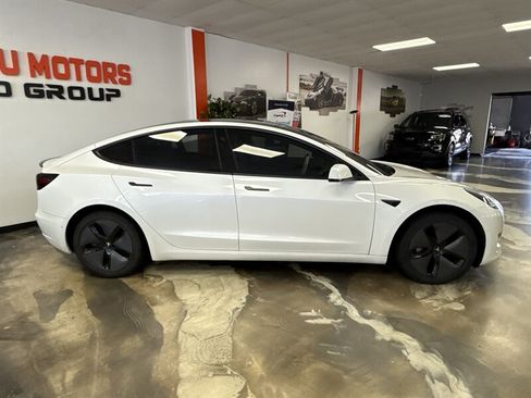 Used 2019 Tesla Model 3 Long Range RWD image 3
