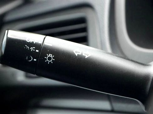 Used 2015 Honda CR-V LX image 38