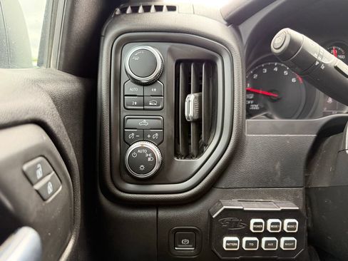 Used 2023 GMC Sierra 1500 Pro w/ Pro Value Package AWD/4WD image 13