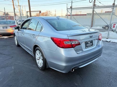 Used 2017 Subaru Legacy 2.5i Premium image 4