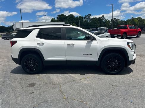 Used 2026 GMC Terrain Elevation w/ Elevation Premium Package FWD image 5