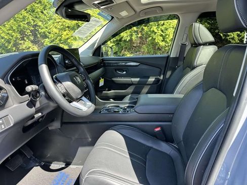 Certified 2025 Honda Pilot Elite image 14