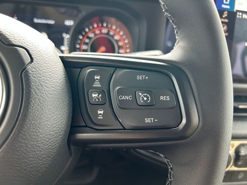 New 2026 Jeep Gladiator Sport image 19