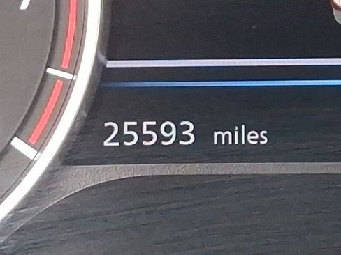 Used 2025 Nissan Sentra SR image 20