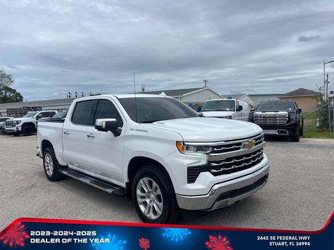 Used 2024 Chevrolet Silverado 1500 LTZ RWD image 2