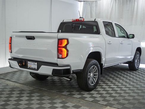 New 2025 Chevrolet Colorado LT w/ LT Convenience Package image 8