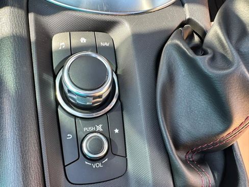 Used 2019 MAZDA MX-5 Miata RF Grand Touring w/ GT-S Package image 21