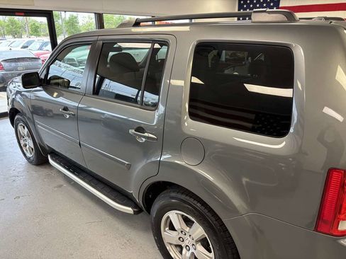 Used 2009 Honda Pilot EX image 12