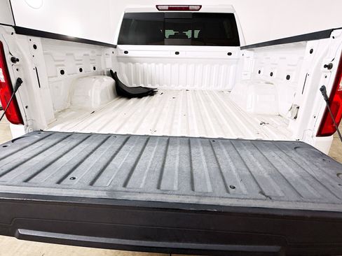 Used 2022 Chevrolet Silverado 1500 LTZ RWD image 29