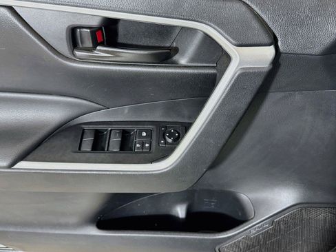 Used 2023 Toyota RAV4 LE FWD image 16