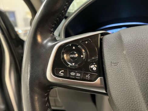 Used 2020 Honda CR-V Touring image 25