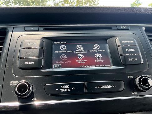 Used 2016 Kia Sedona LX w/ LX Convenience Package FWD image 37
