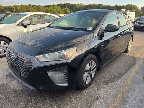 Used 2019 Hyundai Ioniq Blue FWD image 1