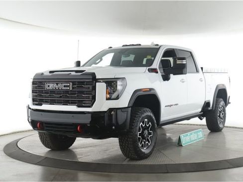 Used 2026 GMC Sierra 2500 AT4X w/ LPO, Black Badging Package AWD/4WD image 10