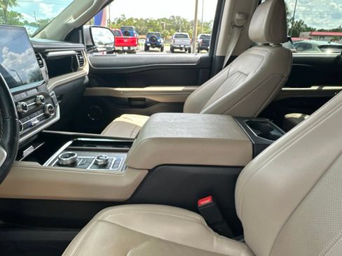 Used 2024 Ford Expedition Max Limited AWD/4WD image 20