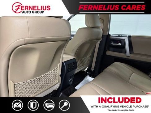 Used 2022 Toyota 4Runner Limited AWD/4WD image 28