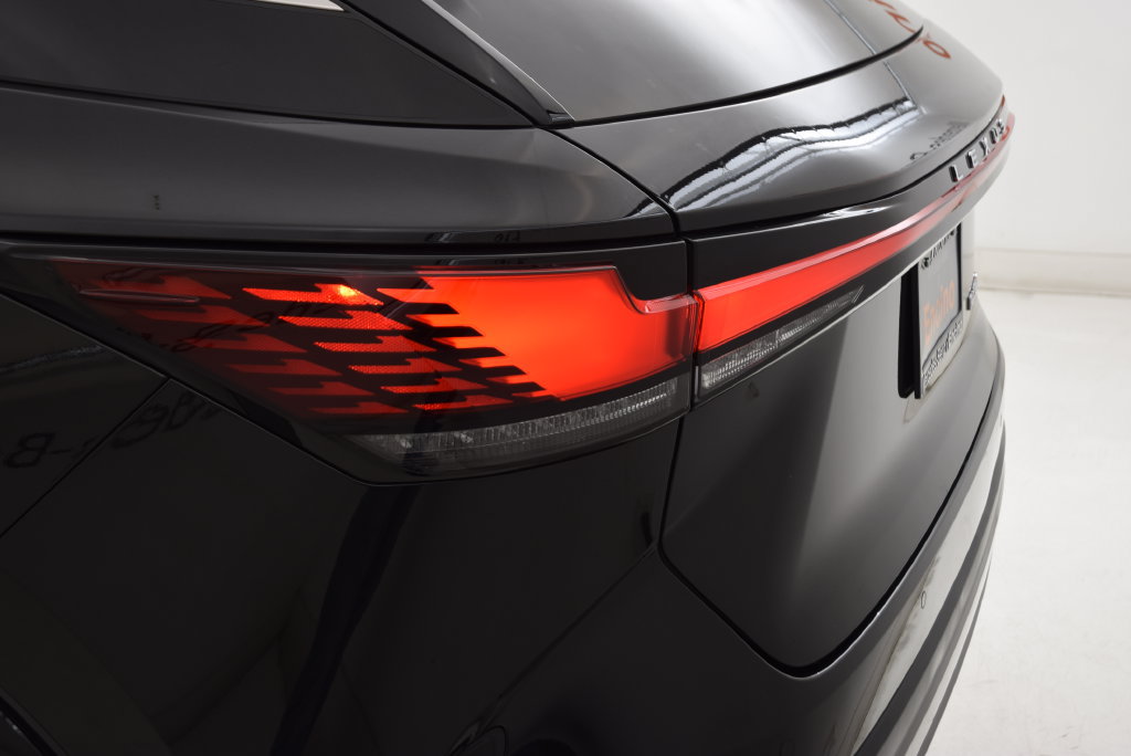 Used 2024 Lexus RX 350 FWD w/ Technology Package image 13